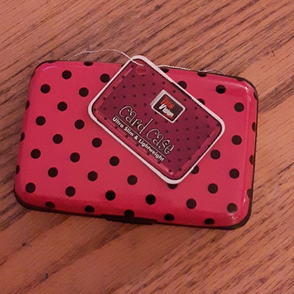 NWT Trans Vision card case